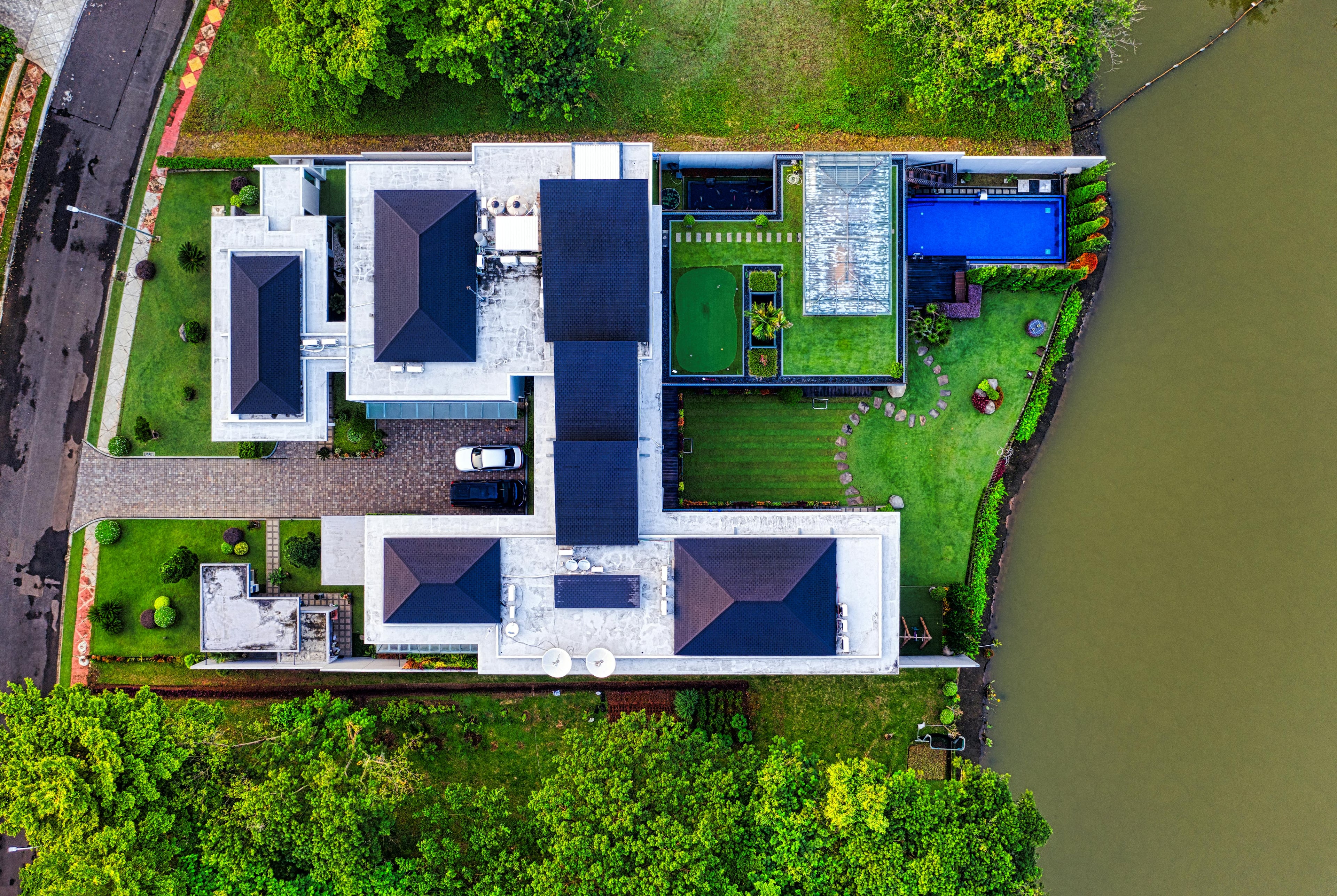 Estate aerial